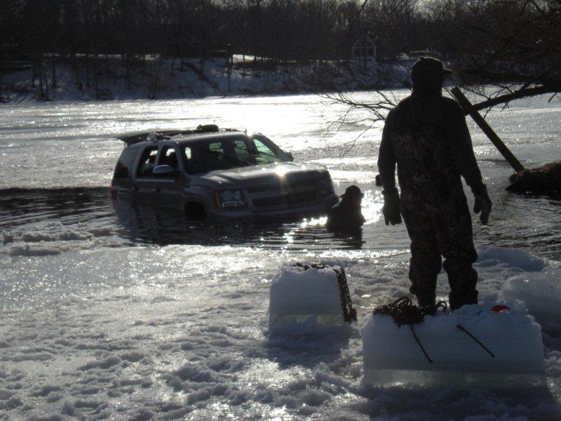 Lake Side Towing: Reliable Wrecker Services